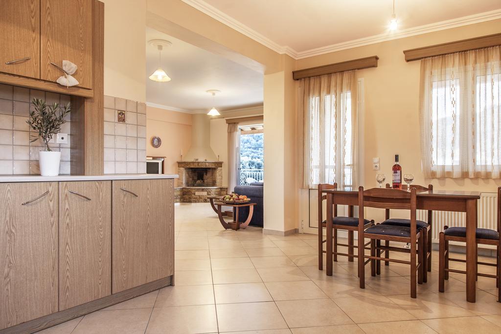Apolpaina L Apartments エクステリア 写真