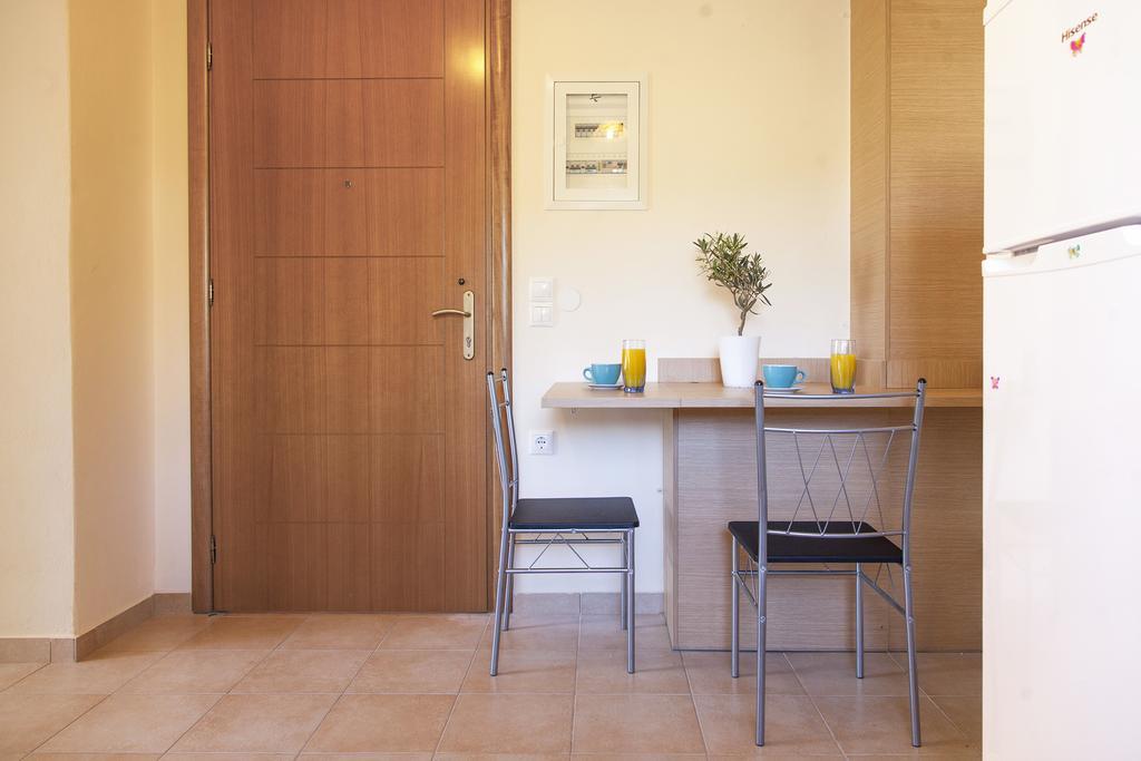 Apolpaina L Apartments エクステリア 写真
